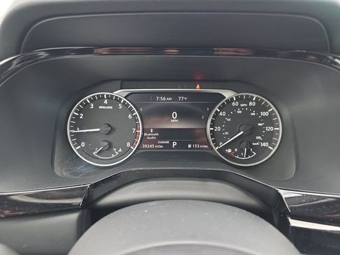 Used 2023 Nissan Pathfinder SV FWD image 7