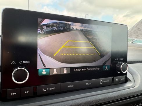 Certified 2025 Honda Accord SE image 16