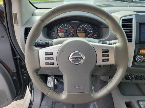 Used 2019 Nissan Frontier SV w/ Value Truck Package AWD/4WD image 25