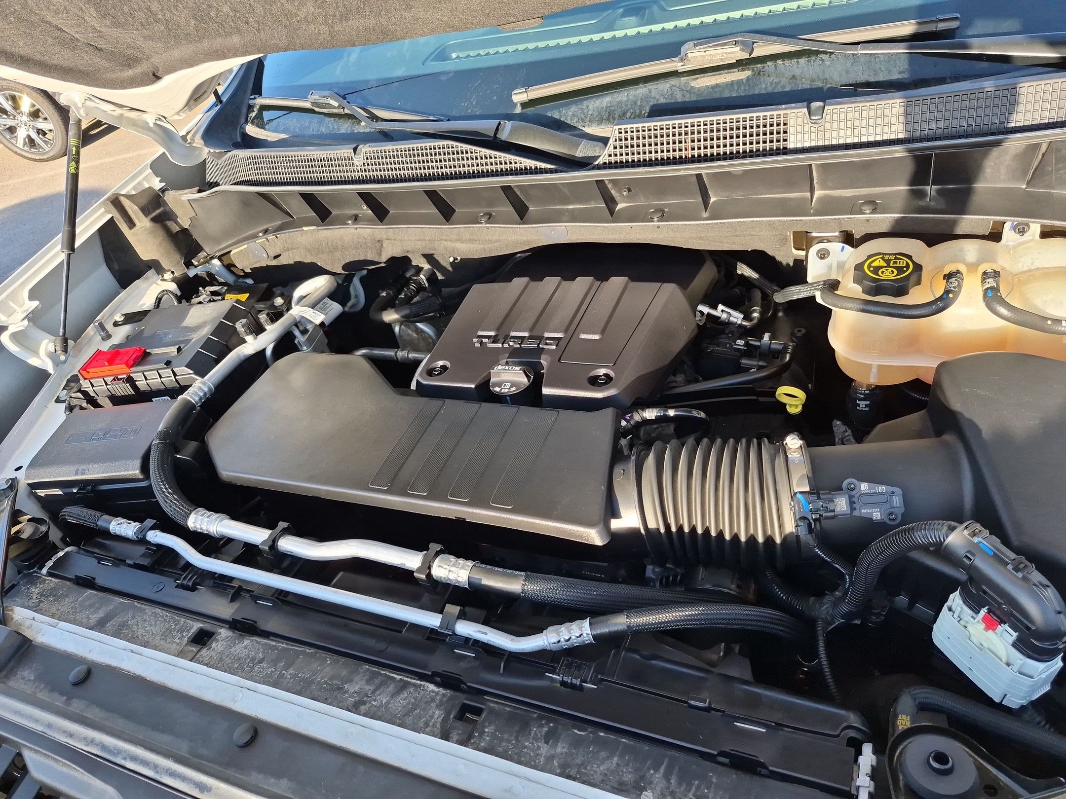 Used 2022 Chevrolet Silverado 1500 Custom w/ LPO, Dark Essentials Package AWD/4WD image 32