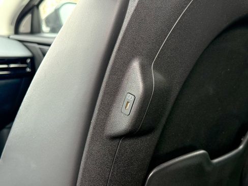 Used 2022 Kia EV6 Wind image 20