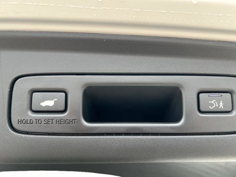 Used 2025 Acura ADX A-Spec image 23