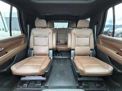 Used 2021 Chevrolet Tahoe High Country w/ Premium Package AWD/4WD image 42