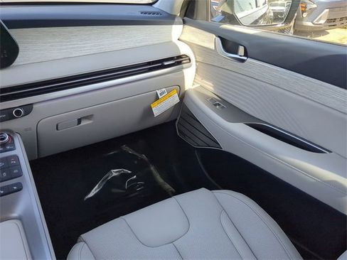 New 2024 Hyundai Palisade Calligraphy image 17