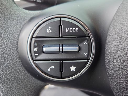 Used 2025 Kia Soul LX w/ LX Technology Package image 24