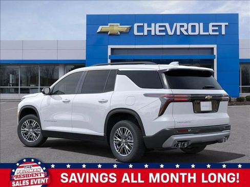 New 2025 Chevrolet Traverse LT w/ LPO, Floor Liner Package image 3