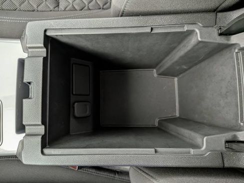 Used 2021 Chevrolet Blazer LT FWD image 23