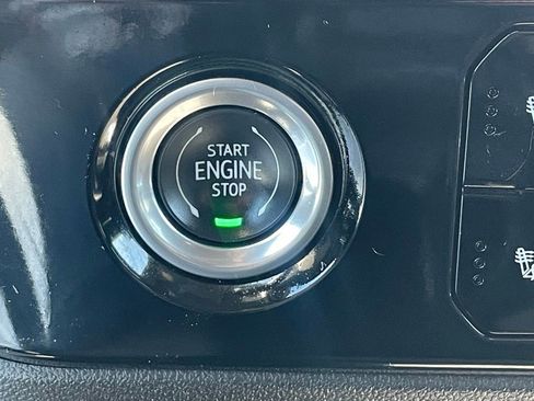 Used 2022 Chevrolet Silverado 1500 LT w/ Protection Package AWD/4WD image 33