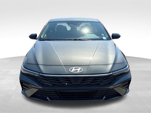 New 2026 Hyundai Elantra Sport FWD image 8
