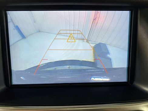 Used 2018 Chevrolet Tahoe Premier image 15