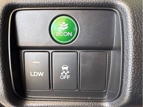 Used 2013 Honda Accord EX-L image 27