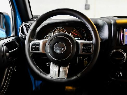 Used 2017 Jeep Wrangler Unlimited Sport AWD/4WD image 16