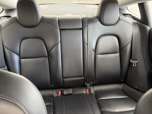 Used 2022 Tesla Model 3 Long Range image 27