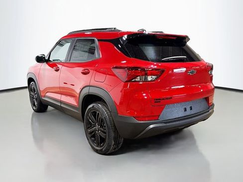 New 2026 Chevrolet TrailBlazer LT w/ Midnight Edition AWD/4WD image 10