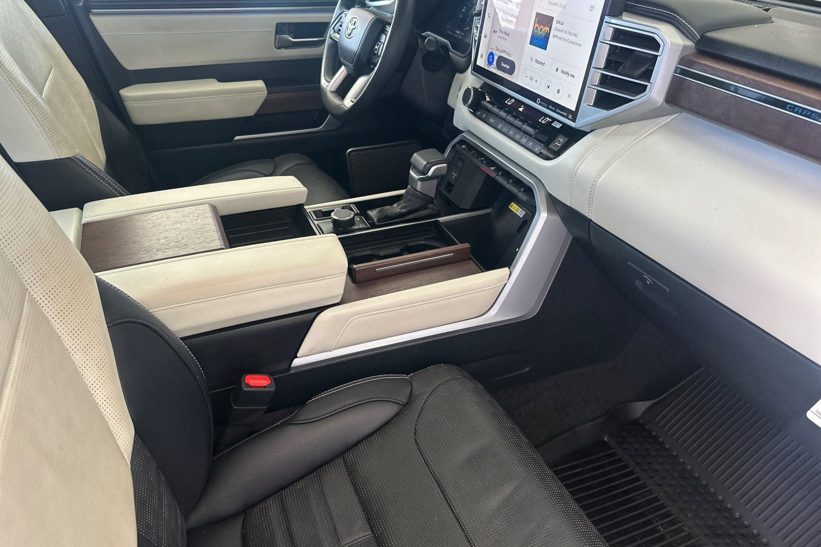 Used 2023 Toyota Tundra Capstone AWD/4WD image 14