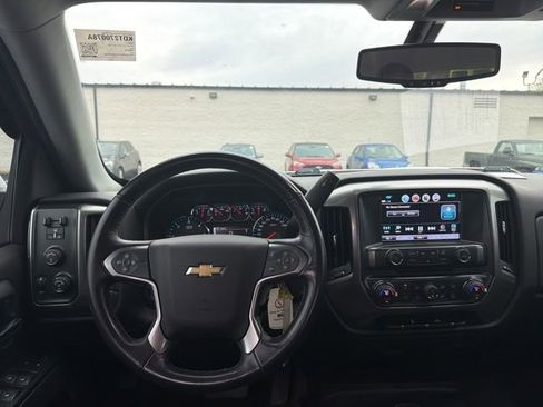 Used 2018 Chevrolet Silverado 1500 LT w/ All Star Edition AWD/4WD image 10