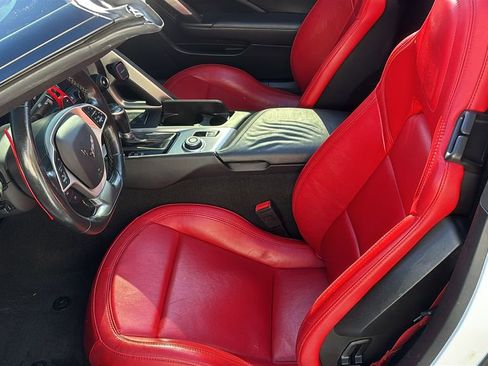 Used 2018 Chevrolet Corvette Stingray Coupe w/ 1LT RWD image 22