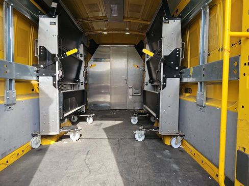 Used 2021 Ford Transit 250 148 High Roof Extended w/ Parcel Delivery Package RWD image 9
