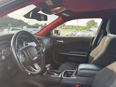 Used 2018 Dodge Charger SXT Plus RWD image 13