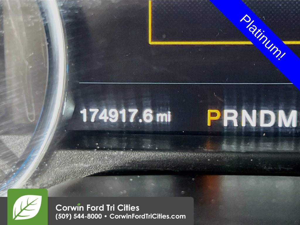 Used 2016 Ford F150 Platinum w/ Equipment Group 701A Luxury AWD/4WD image 2