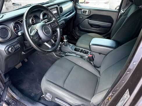 Used 2021 Jeep Wrangler Unlimited Sport S image 24