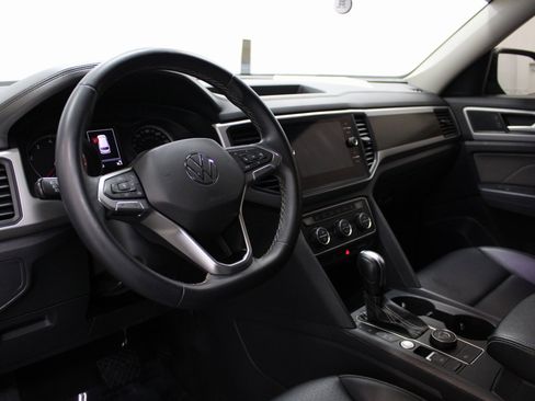 Used 2021 Volkswagen Atlas SE image 14