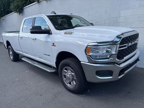 Used 2022 RAM 2500 Big Horn image 6