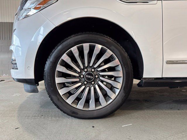 Used 2019 Lincoln Navigator Reserve w/ Cargo Package AWD/4WD image 36