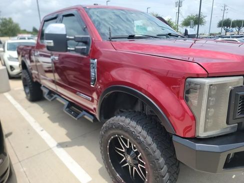 Used 2018 Ford F250 XLT w/ XLT Premium Package AWD/4WD image 3