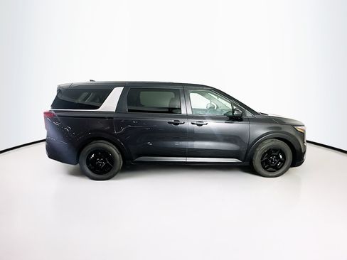 Used 2026 Kia Carnival FWD image 10