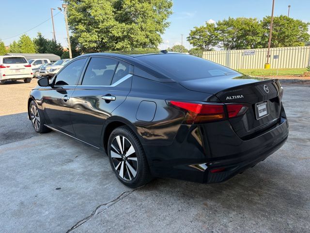 Used 2021 Nissan Altima 2.5 SV FWD image 5