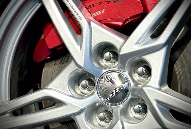Used 2023 Chevrolet Corvette Stingray Premium Cpe w/ Z51 Performance Package RWD image 14