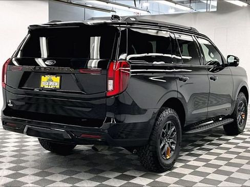 Used 2025 Ford Expedition Tremor AWD/4WD image 12