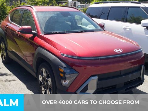 Used 2024 Hyundai Kona SEL image 2