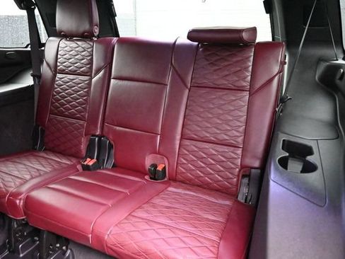 Used 2025 Cadillac Escalade Sport w/ Touring Package AWD/4WD image 12