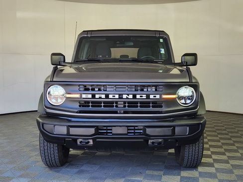 Used 2025 Ford Bronco 4-Door AWD/4WD image 2