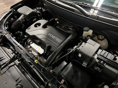 Used 2022 Chevrolet Equinox LT image 43