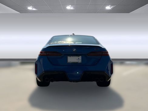 New 2027 BMW M5 w/ Carbon Package AWD/4WD image 9