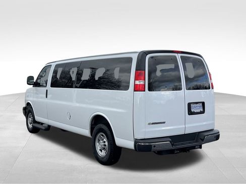 Used 2024 Chevrolet Express 3500 LT w/ LT Preferred Equipment Group image 5