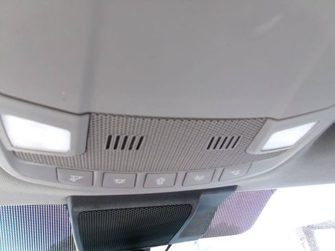 Used 2019 Ford F150 Lariat RWD image 26