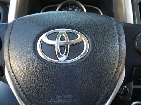 Used 2015 Toyota RAV4 LE image 62