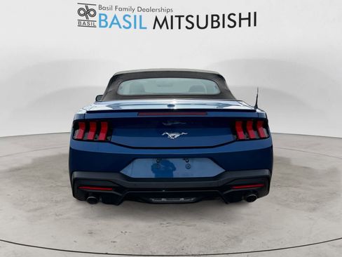 Used 2024 Ford Mustang Premium image 4