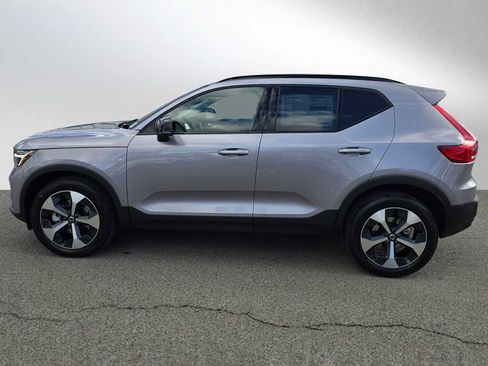 New 2026 Volvo XC40 B5 Plus w/ Protection Package Premier image 6