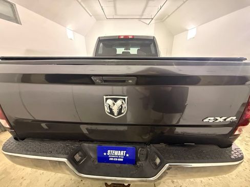 Used 2014 RAM 2500 Tradesman w/ Chrome Appearance Group AWD/4WD image 4