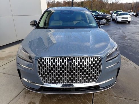 New 2026 Lincoln Corsair Premiere image 9