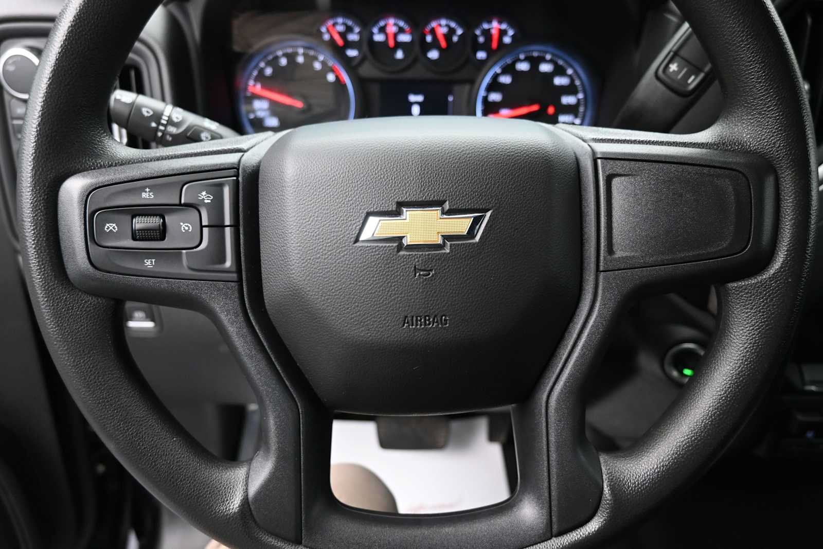 Used 2023 Chevrolet Silverado 1500 Custom AWD/4WD image 6