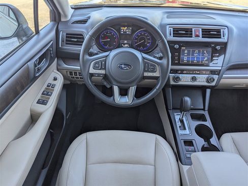 Used 2017 Subaru Outback 3.6R Limited image 16