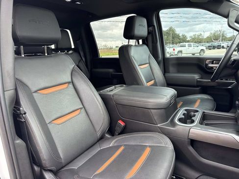 Used 2023 GMC Sierra 2500 AT4 w/ AT4 Preferred Package AWD/4WD image 23