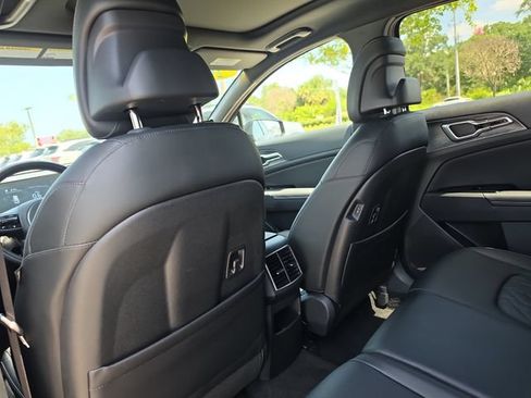 Certified 2025 Kia Sportage X-Line w/ Premium Package AWD/4WD image 12