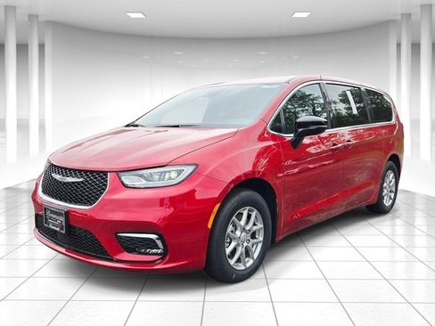 New 2026 Chrysler Pacifica Select FWD image 7